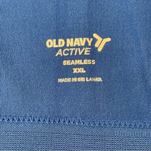 OLD NAVY‎ Seamless Performance Racerback Tank Top in Bluefield - Picture 6 of 8